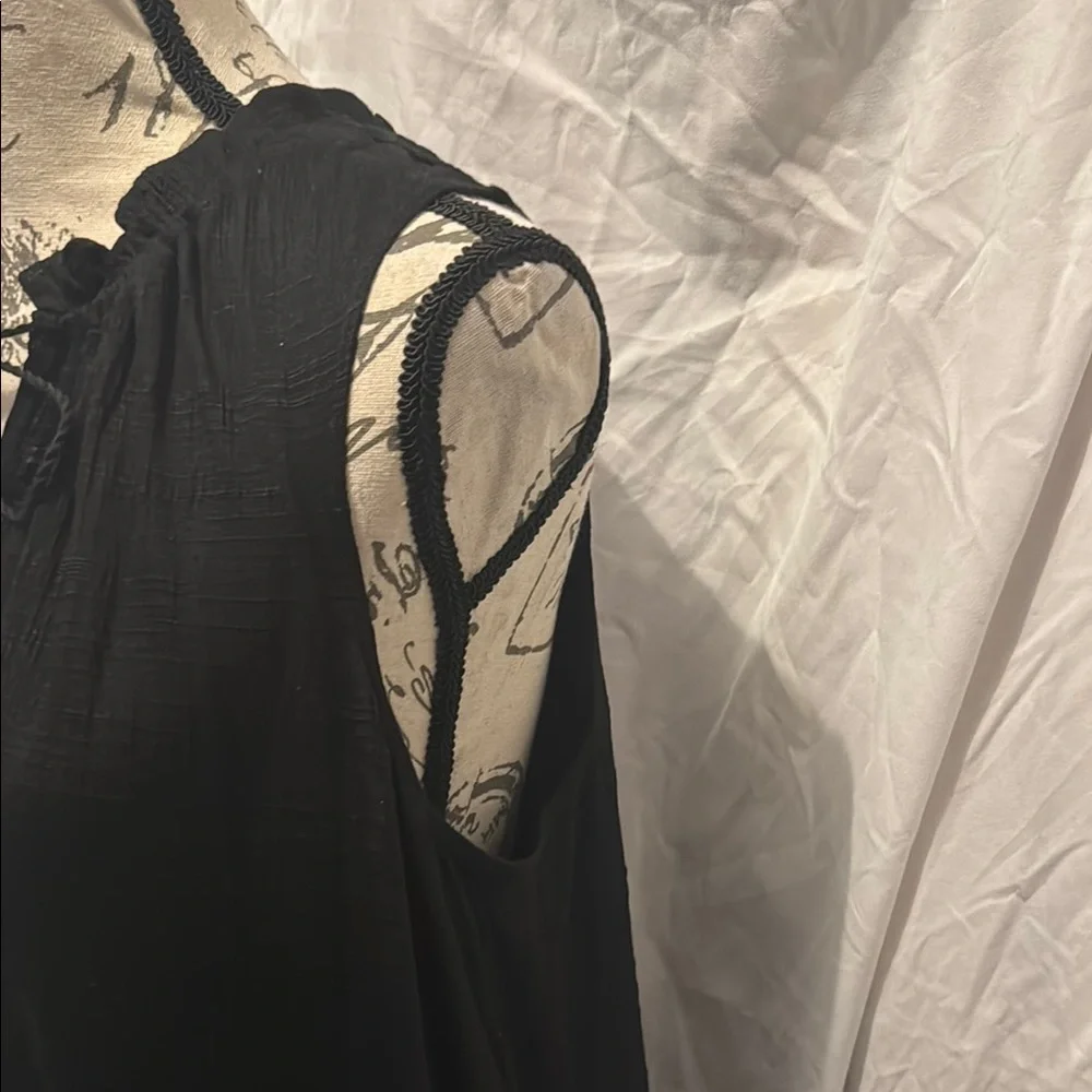 Max Studio Black Sleeveless Plunge Maxi Dress - Picture 6 of 11